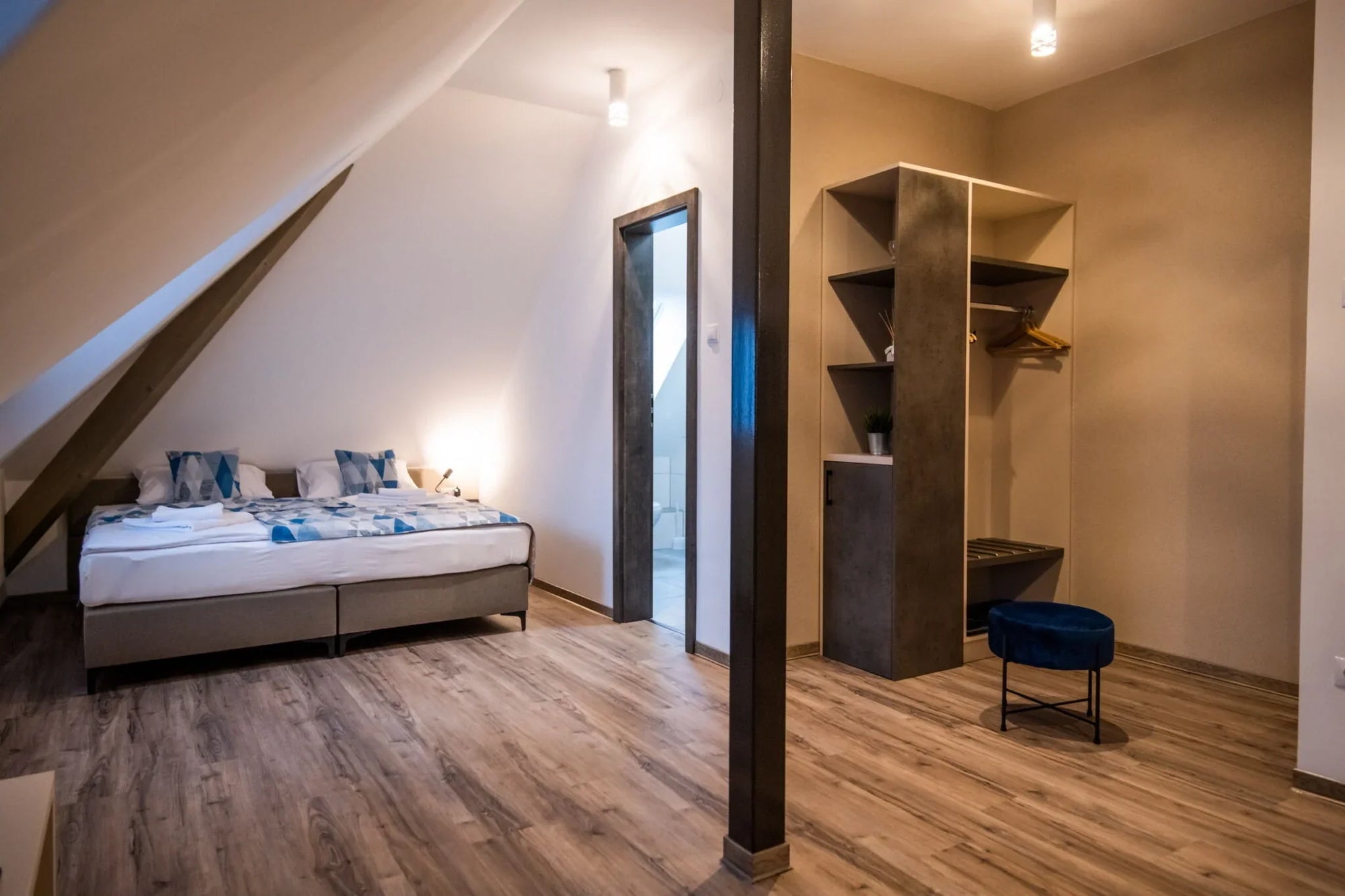 Hajós Vendégház – Kisoroszi