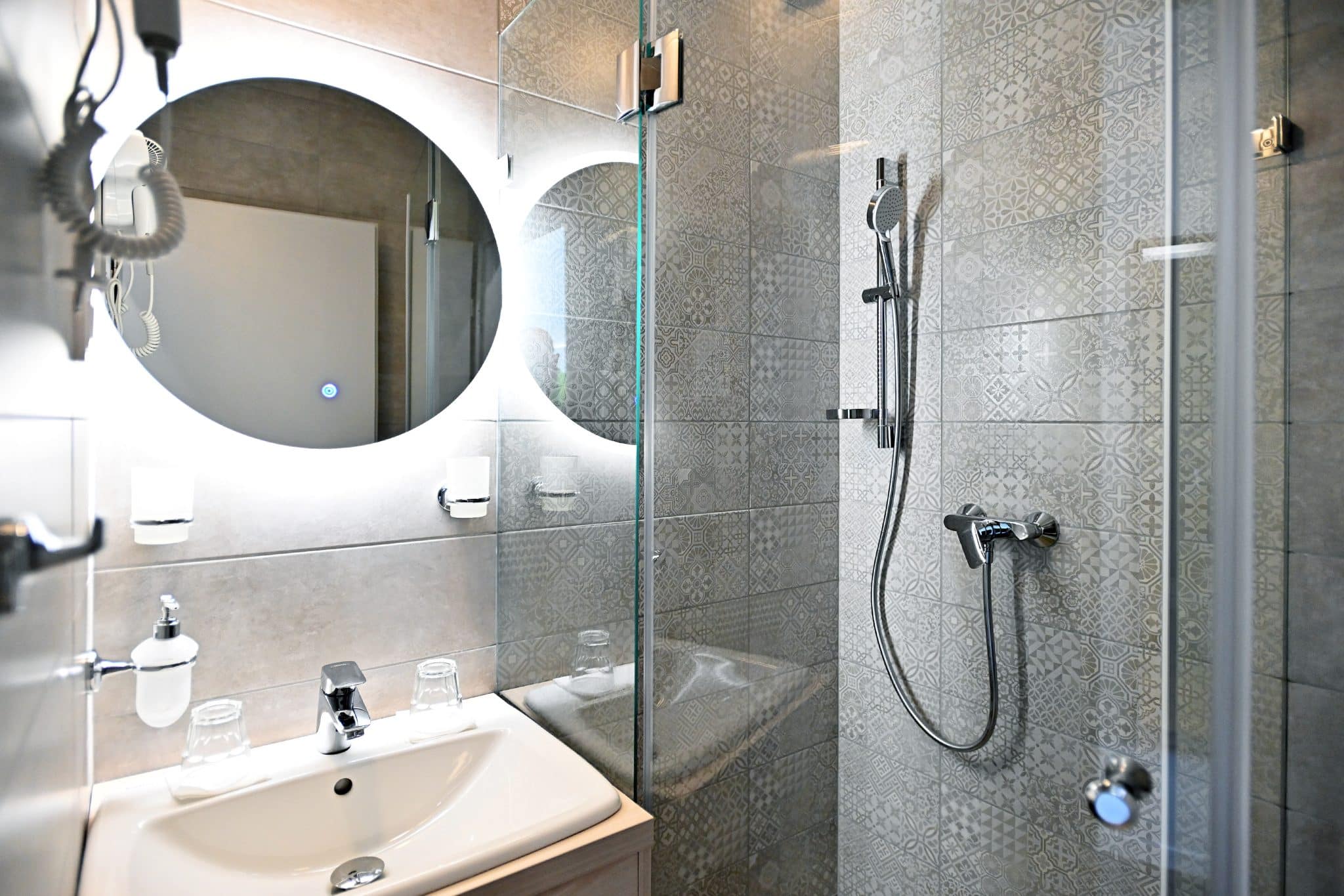 Nem is hinnéd, hogy a praktikus fürdőszoba-kiegészítők mennyire formálják a vendégélményt