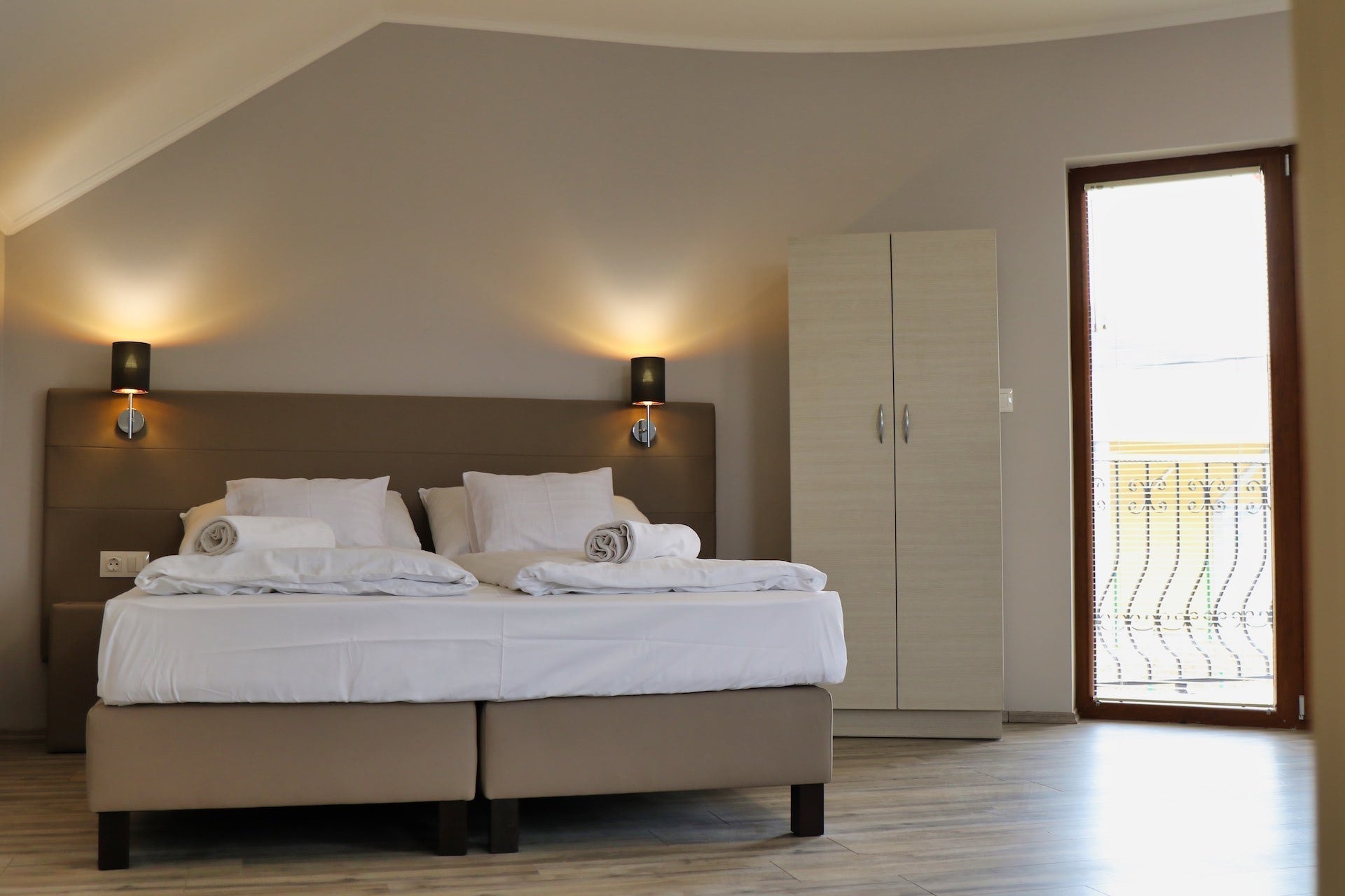 Boxspring ágy szállodáknak és hoteleknek – Komfort, tartósság és kiváló ár-érték arány