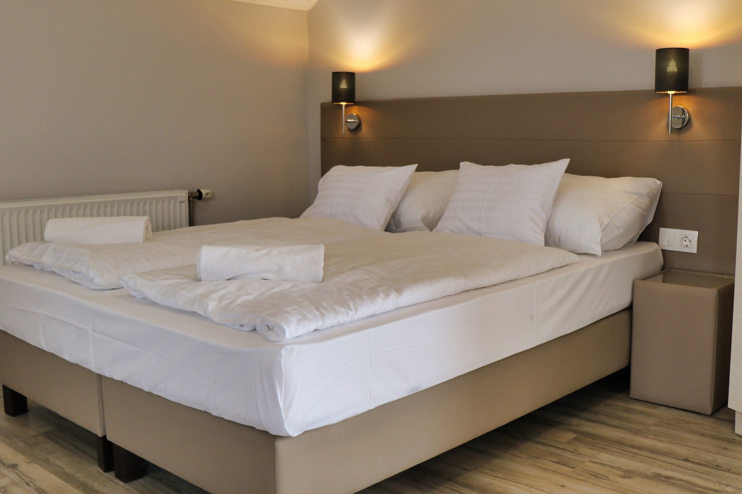 A szállodai fehér ágyneműhuzat minden esetben nyerő választás!