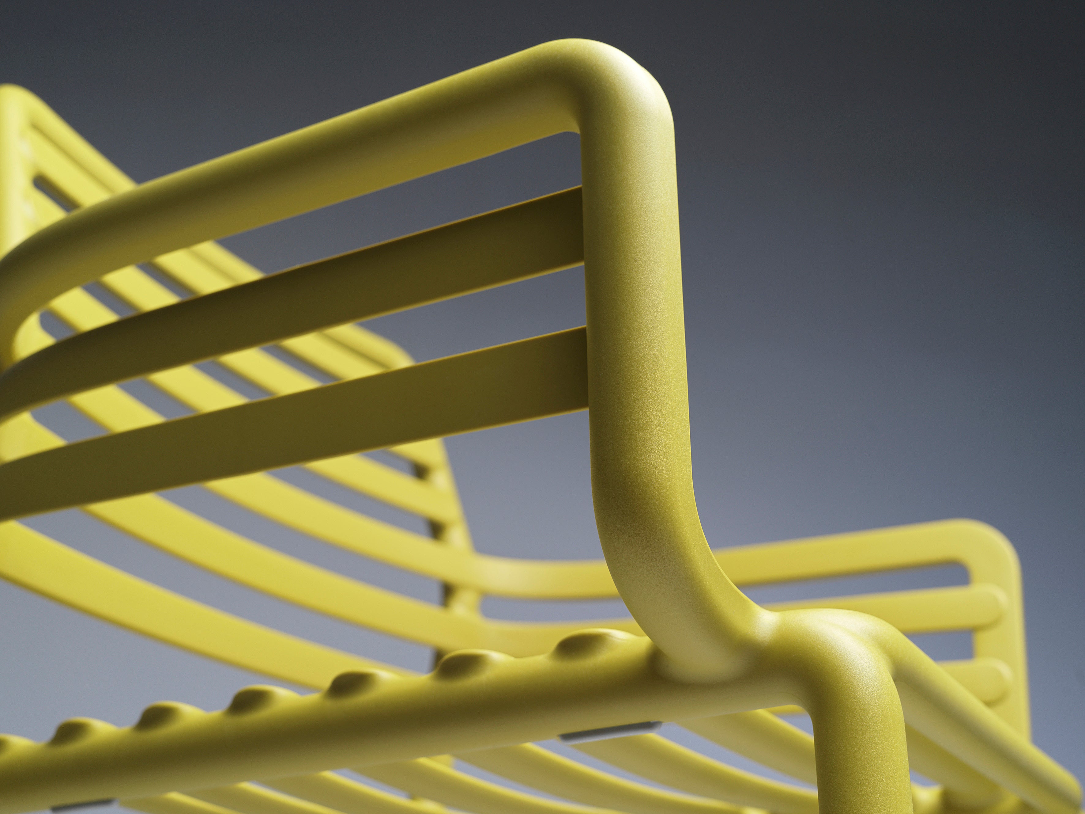 NARDI DOGA karfás szék