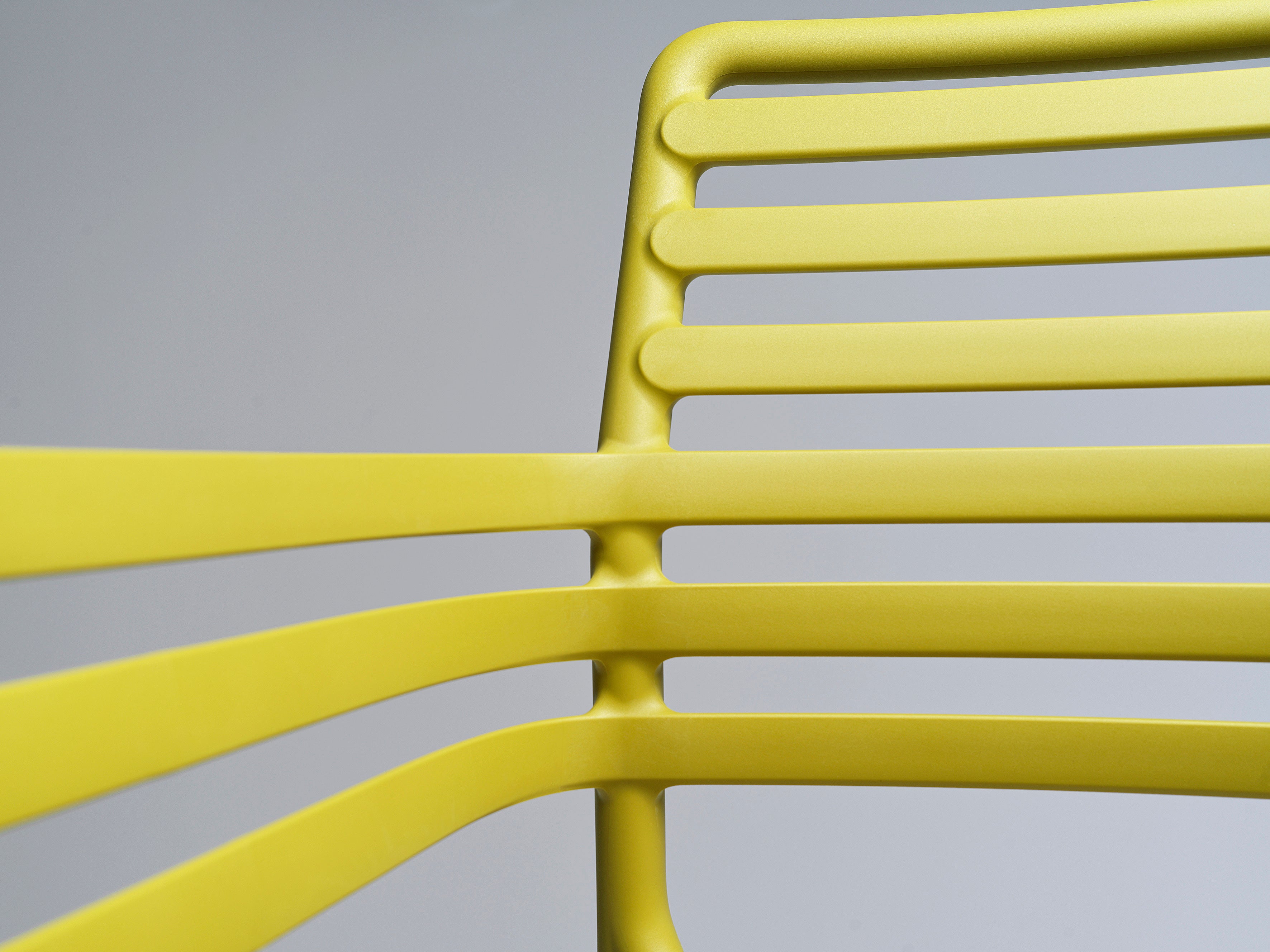 NARDI DOGA karfás szék