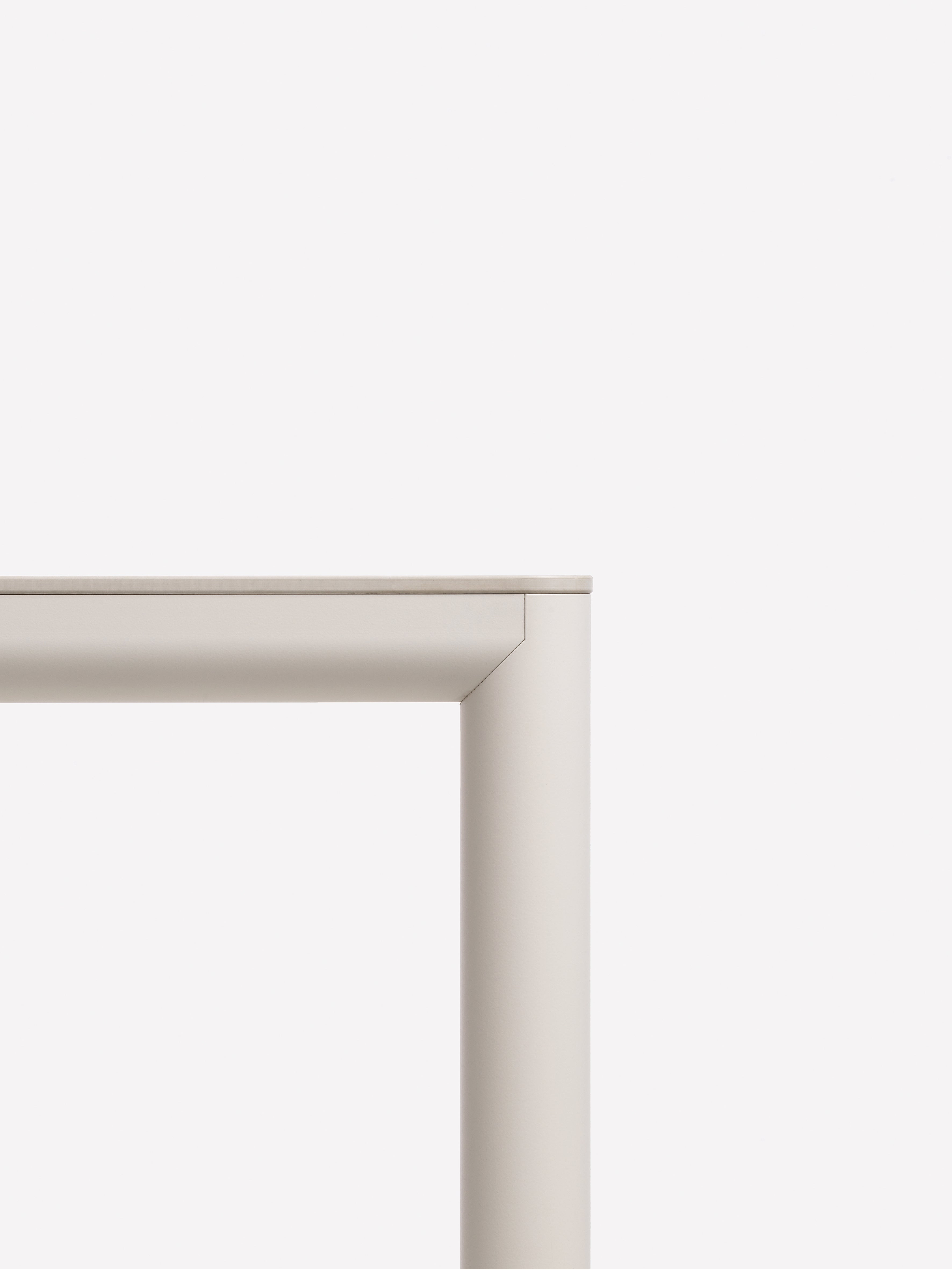 NARDI PIAVE 70 fix asztal