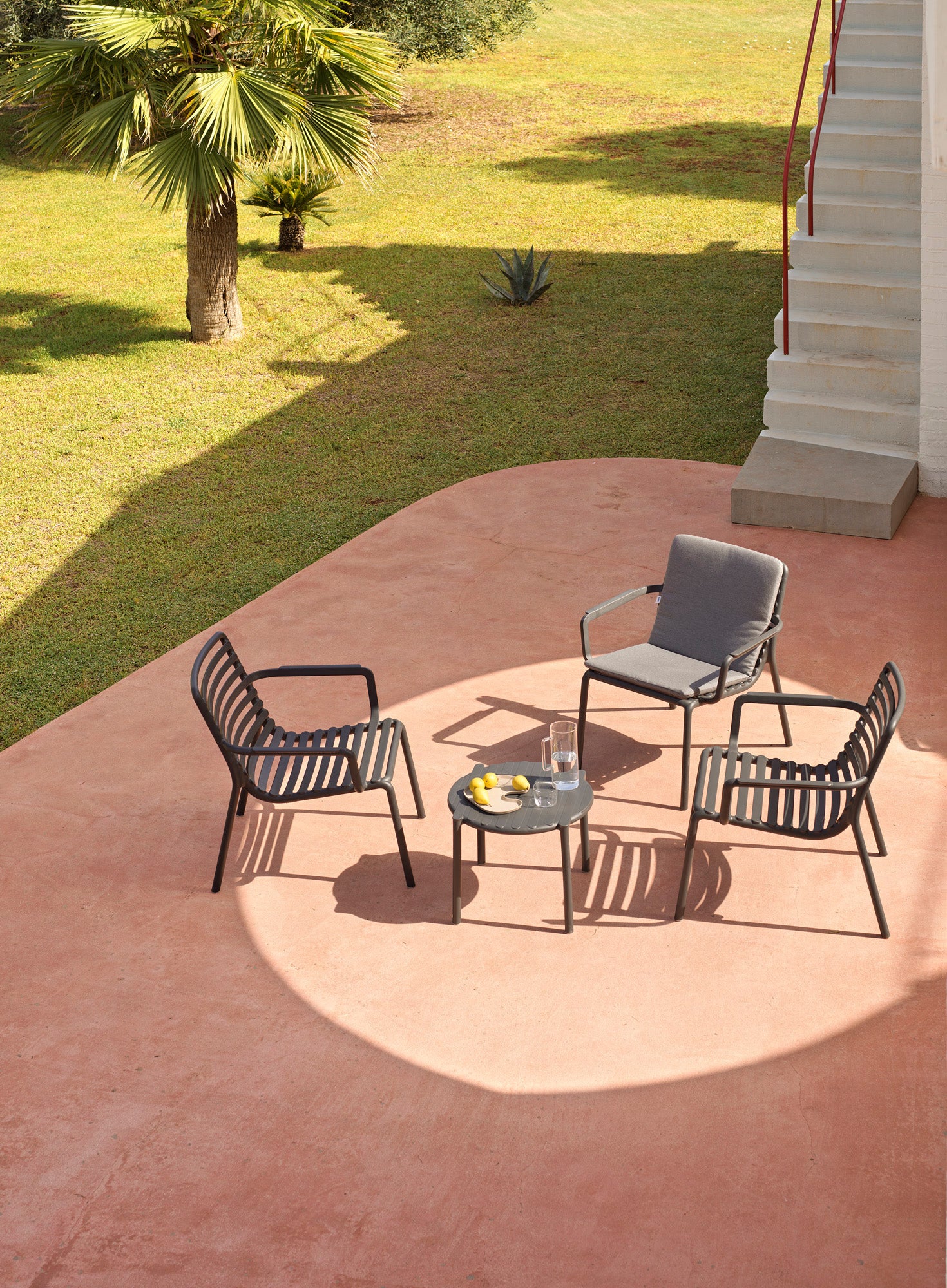 NARDI DOGA kisasztal