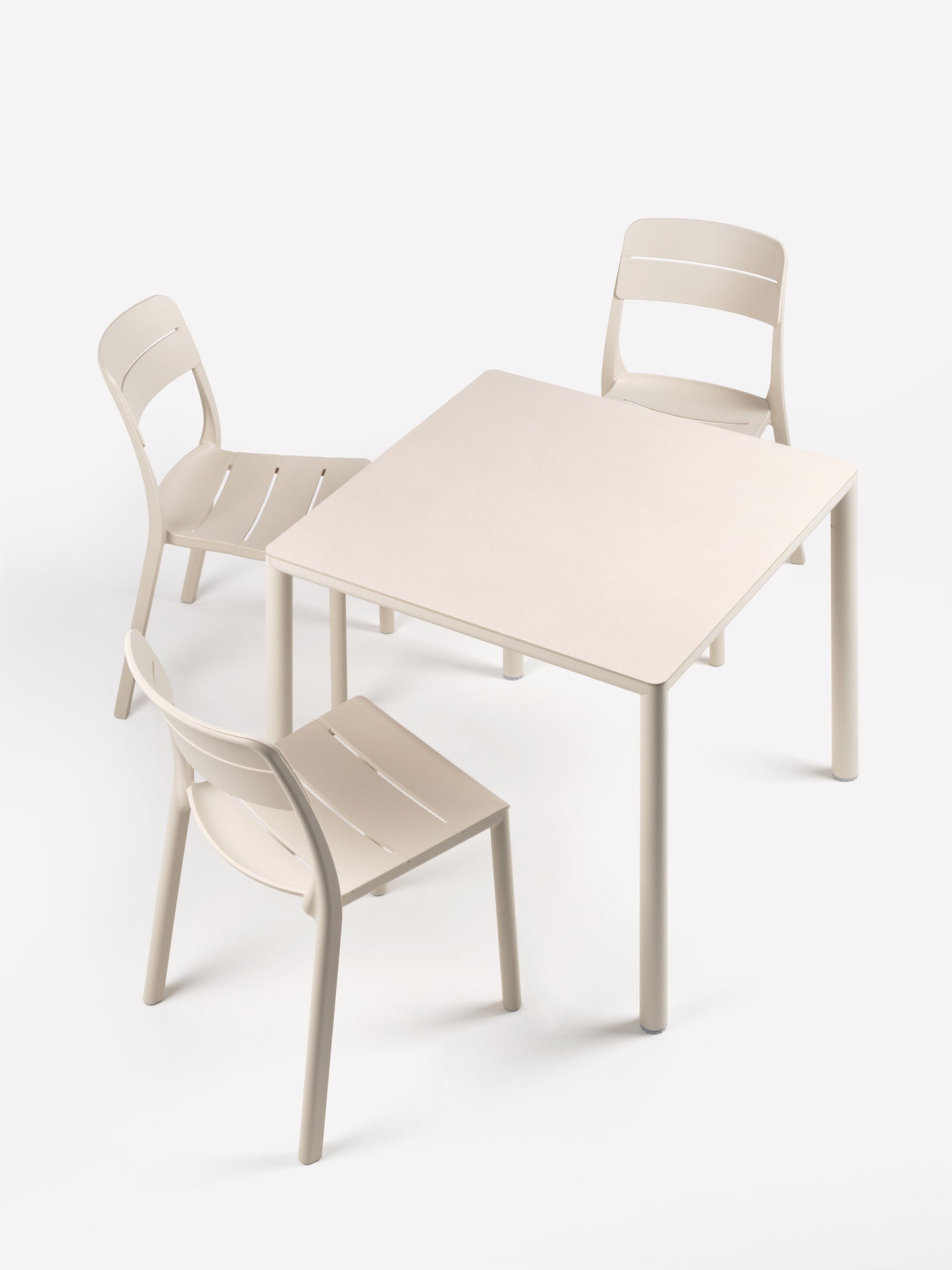 NARDI CASSIA karfás szék