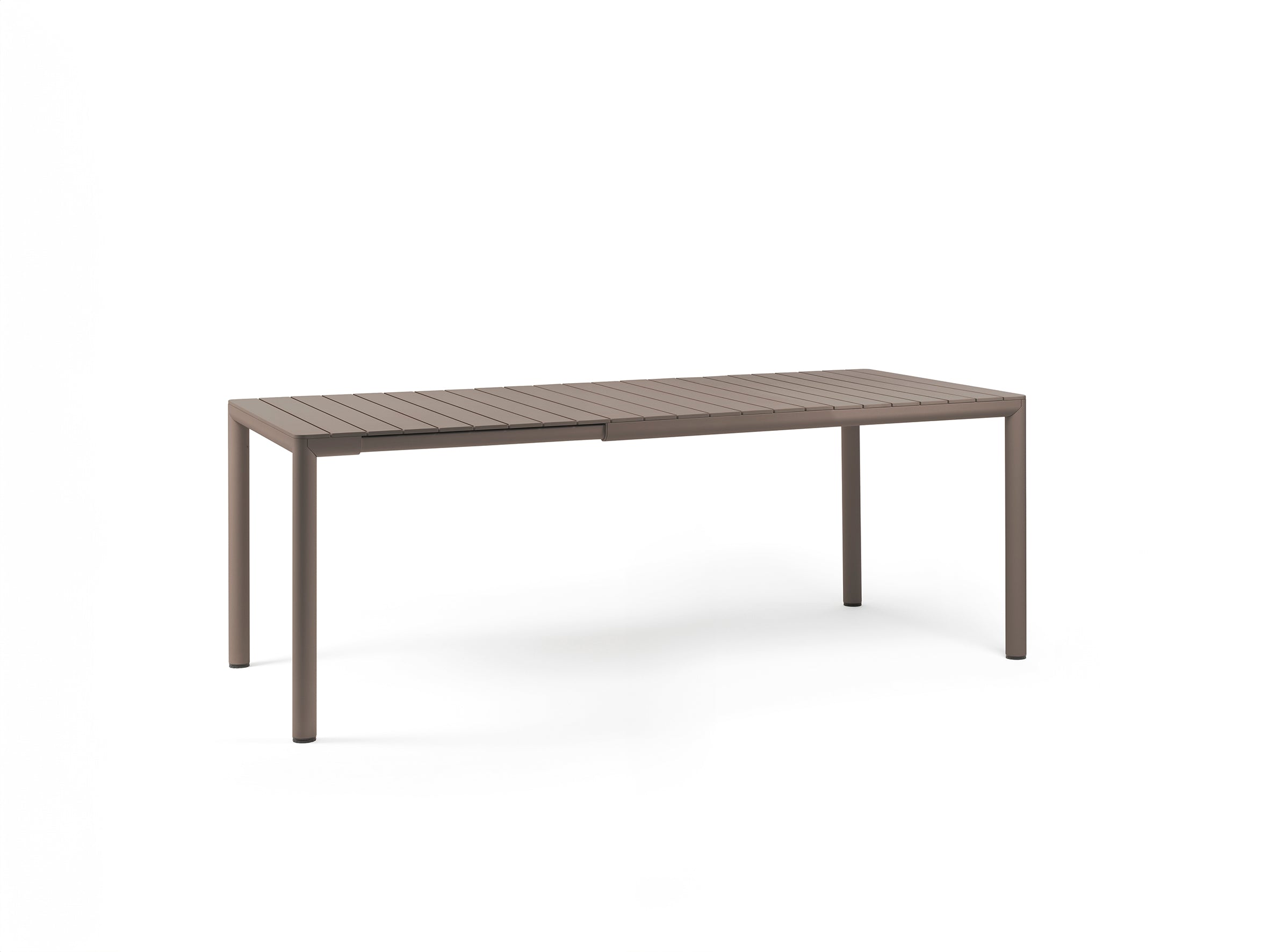 NARDI TEVERE 147 kihúzható asztal